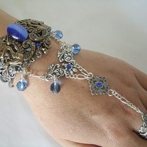 Pulsera-Anillo con piedra preciosa azul